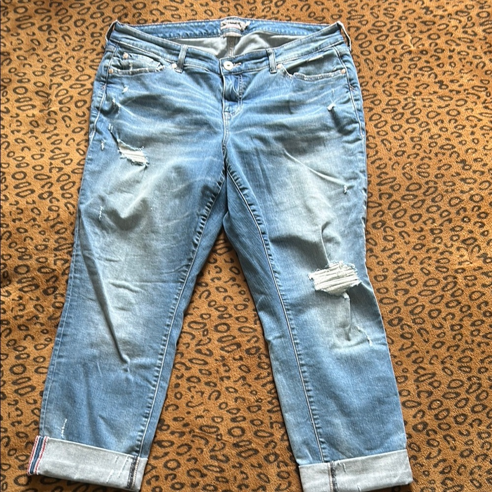 Torrid boyf Light Blue Distressed Jeans Sz 14R